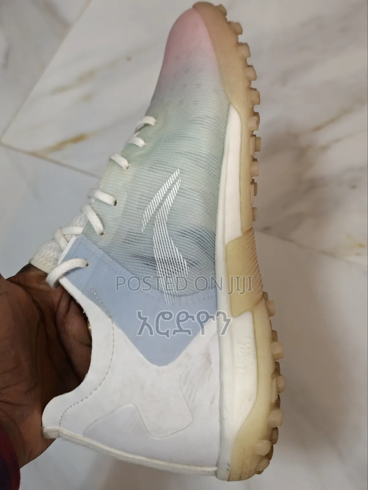 ታኬታ Football Shoes. Soccer Shoes