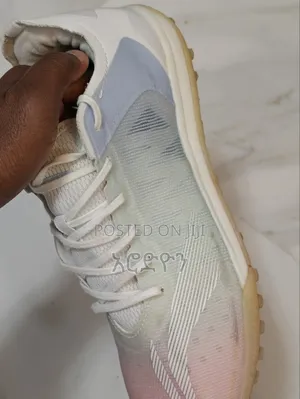 ታኬታ Football Shoes. Soccer Shoes