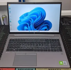 New Laptop HP ZBook Firefly 15 G7 16GB Intel Core i7 SSD 512GB