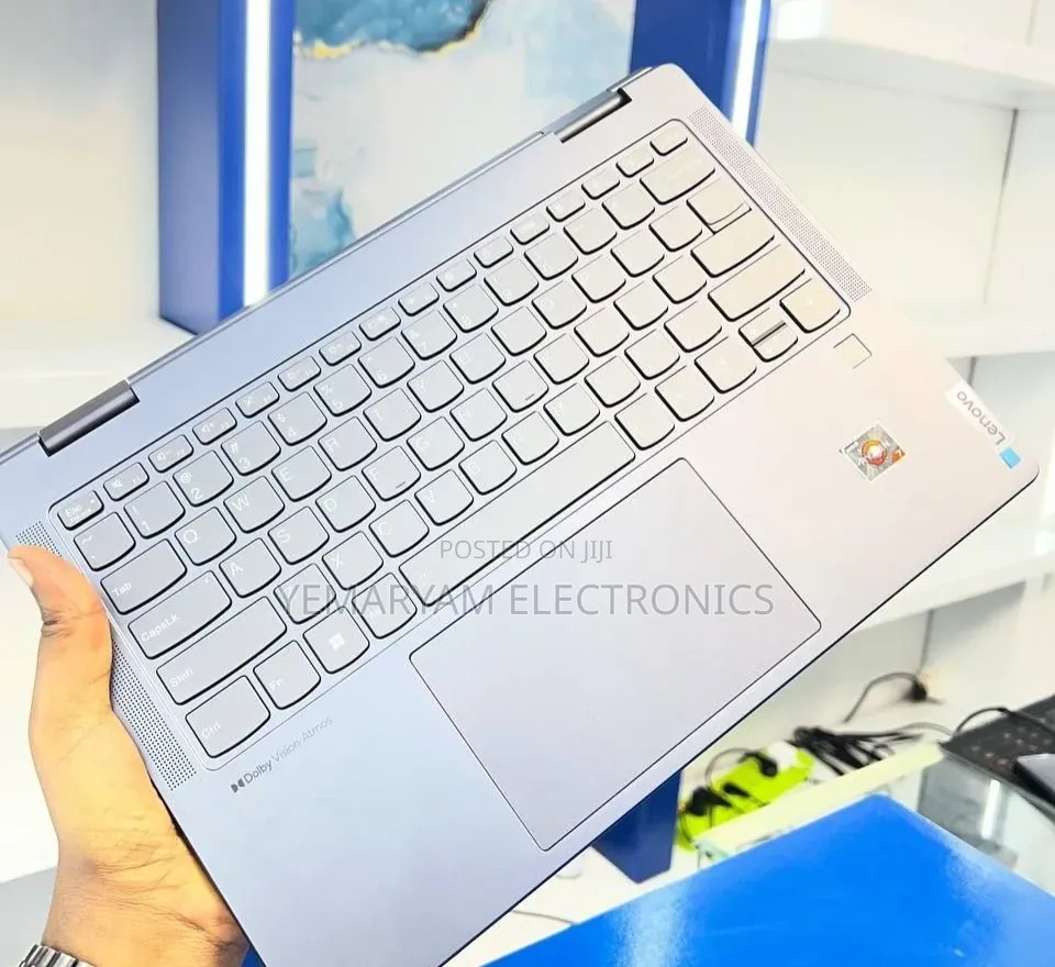 New Laptop Lenovo Yoga Slim 7 16GB AMD Ryzen 7 SSD 512GB