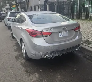 Hyundai Elantra 2013 Silver