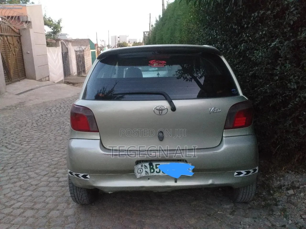 Toyota Vitz 2001
