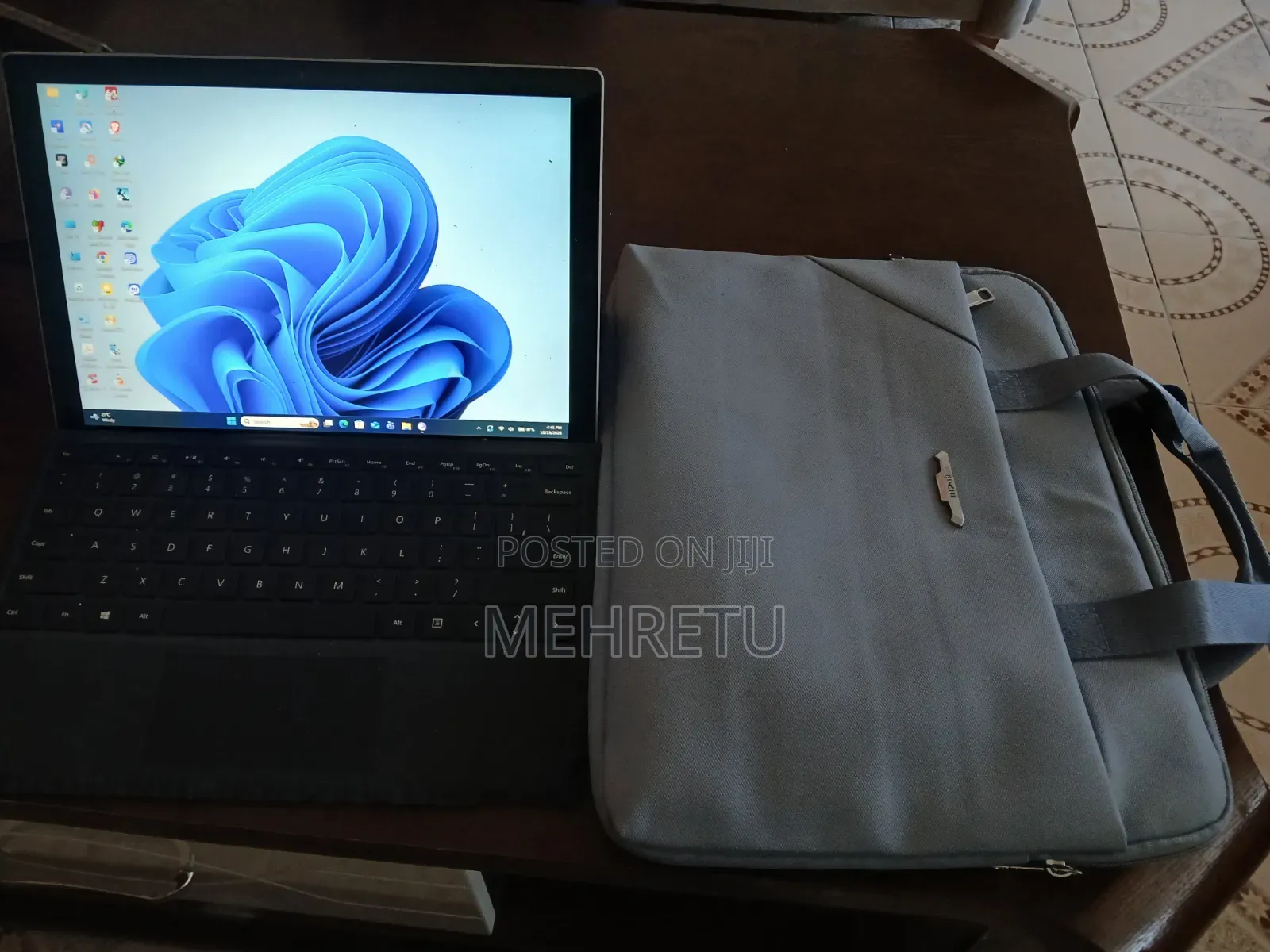Laptop Microsoft Surface Pro 7 4GB Intel Core i3 SSD 128GB