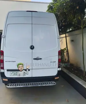 Mercedes-Benz eSprinter 2024 White