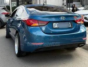 Hyundai Avante 2013 Blue