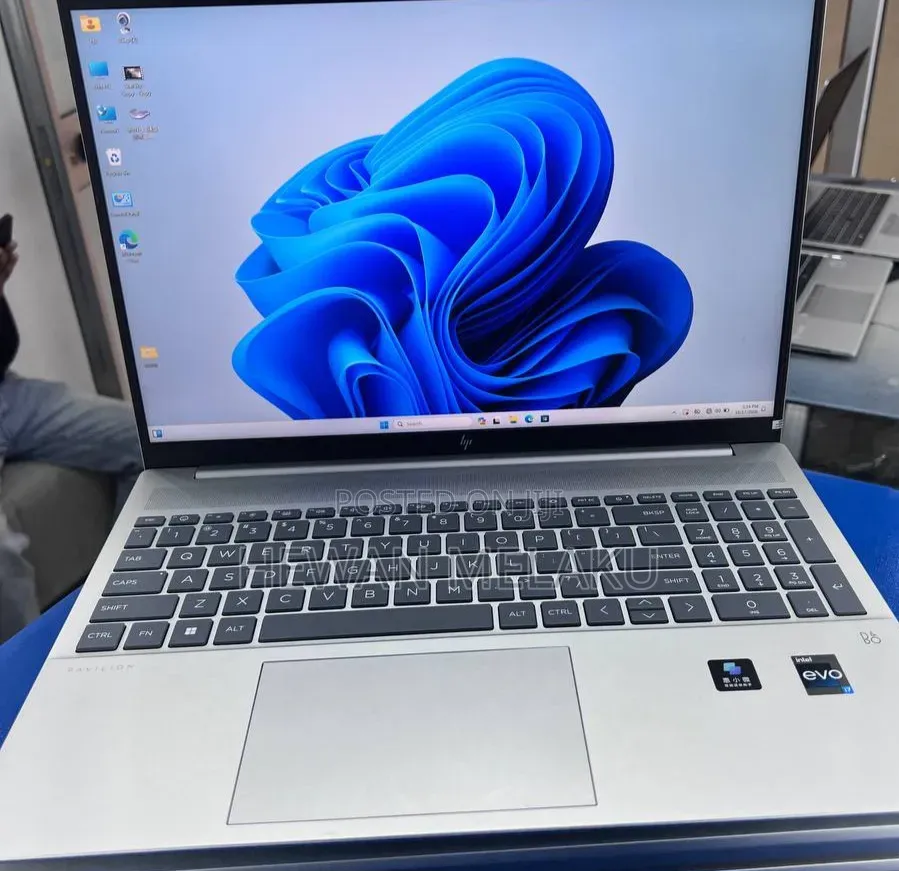 New Laptop HP Pavilion 15 16GB Intel Core i7 SSD 1T