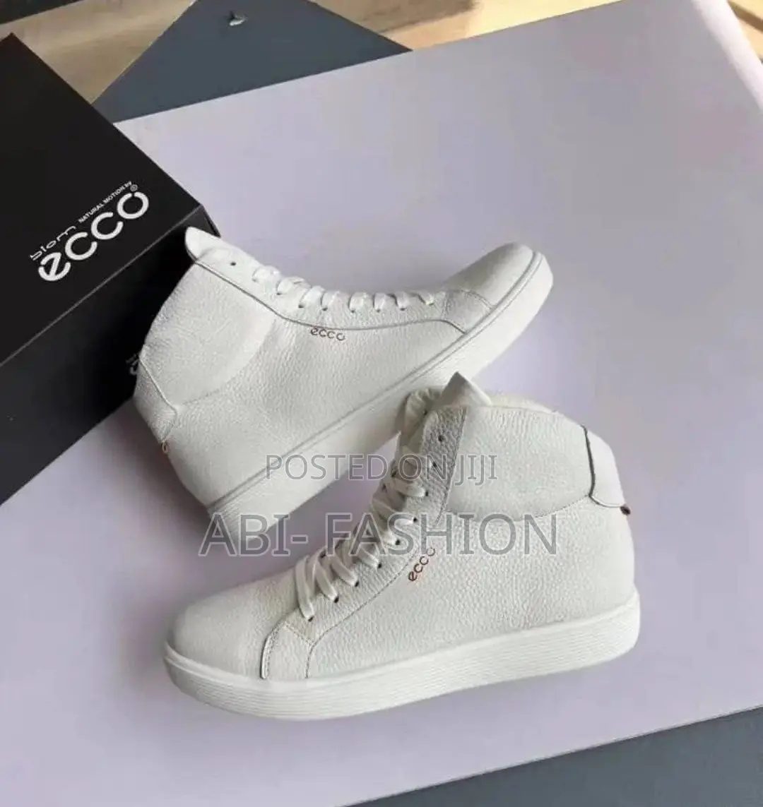 ECCO Soft Golf Triple White | New Arrival | Sizes: 40, 41, 42, 43, 44