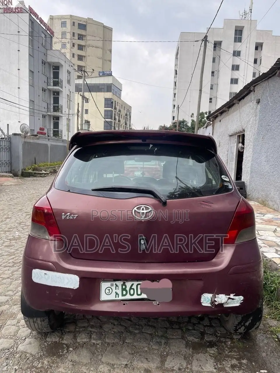 Toyota Yaris 2010 Burgundy
