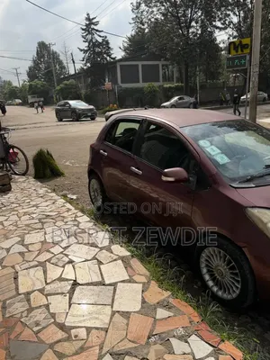 Toyota Yaris 2010