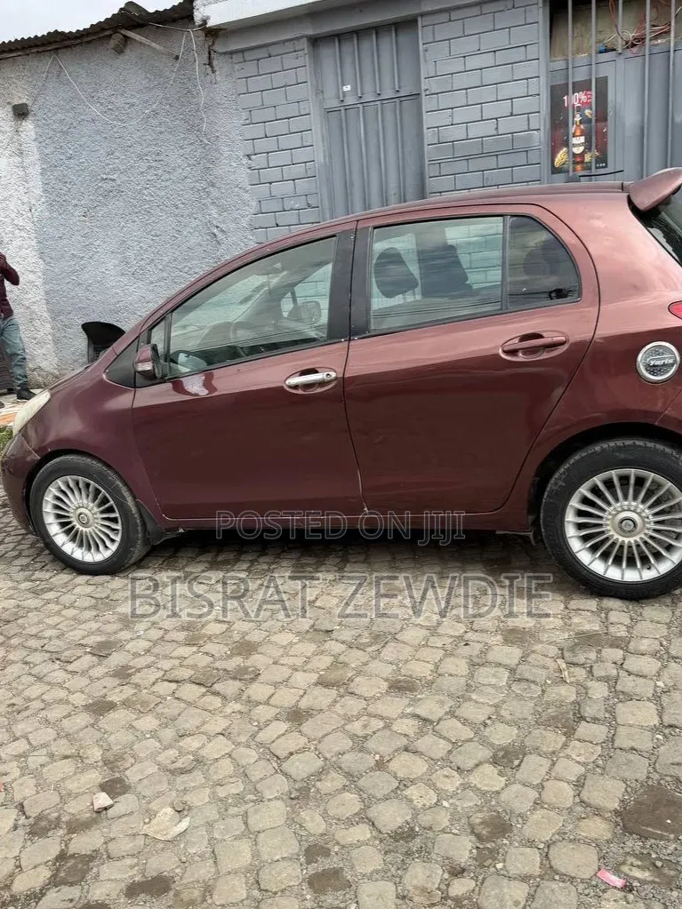 Toyota Yaris 2010