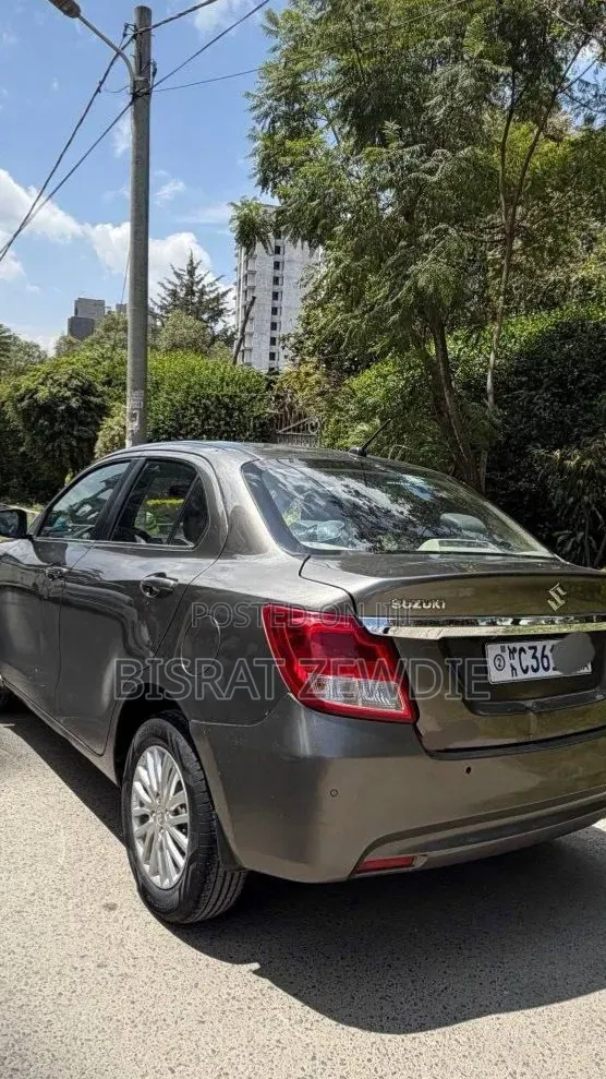 Suzuki Dzire 2022 Gray