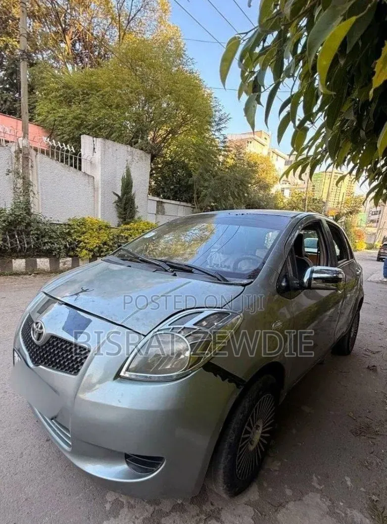 Toyota Yaris 2008