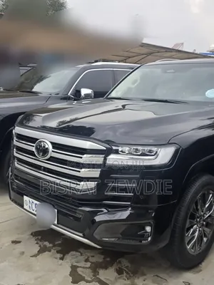 Toyota Land Cruiser 2025 Black