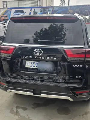 Toyota Land Cruiser 2025 Black