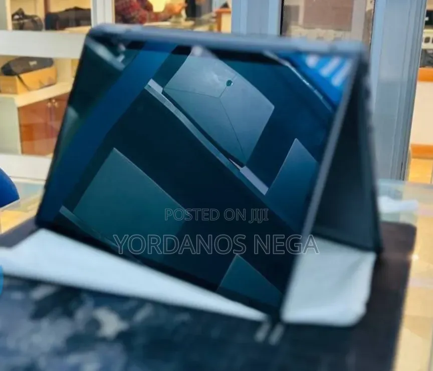 New Laptop HP OmniBook X Flip 14" 16GB Intel Core Ultra 7 SSD 1T