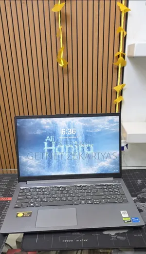 New Laptop Lenovo LOQ 15ARP9 12GB Intel Core i5 SSD 512GB