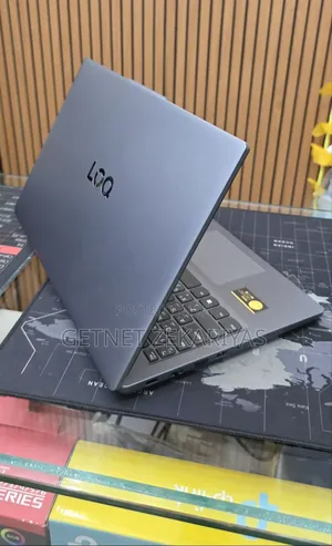 New Laptop Lenovo LOQ 15ARP9 12GB Intel Core i5 SSD 512GB