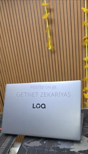 New Laptop Lenovo LOQ 15ARP9 12GB Intel Core i5 SSD 512GB