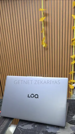 New Laptop Lenovo LOQ 15ARP9 12GB Intel Core i5 SSD 512GB