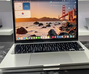 New Laptop Apple MacBook Air 2020 M1 16GB Apple M2 SSD 256GB