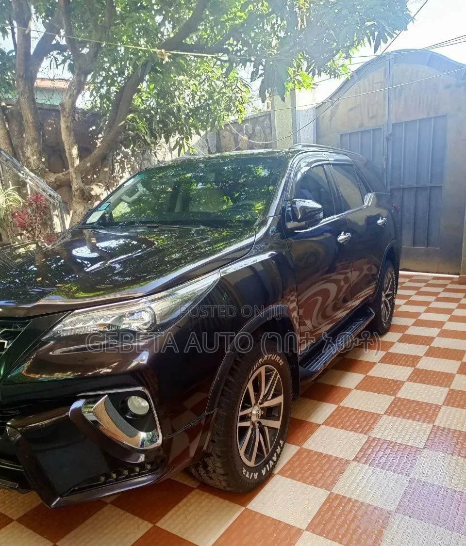 Toyota Fortuner 2.4 D RWD 2019
