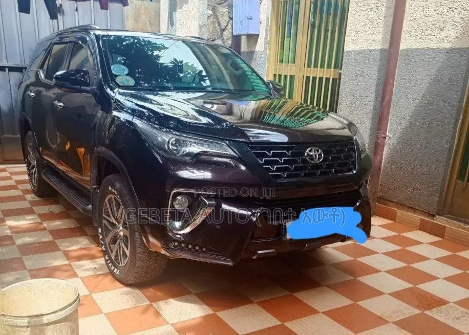 Toyota Fortuner 2.4 D RWD 2019