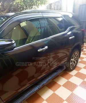Toyota Fortuner 2.4 D RWD 2019