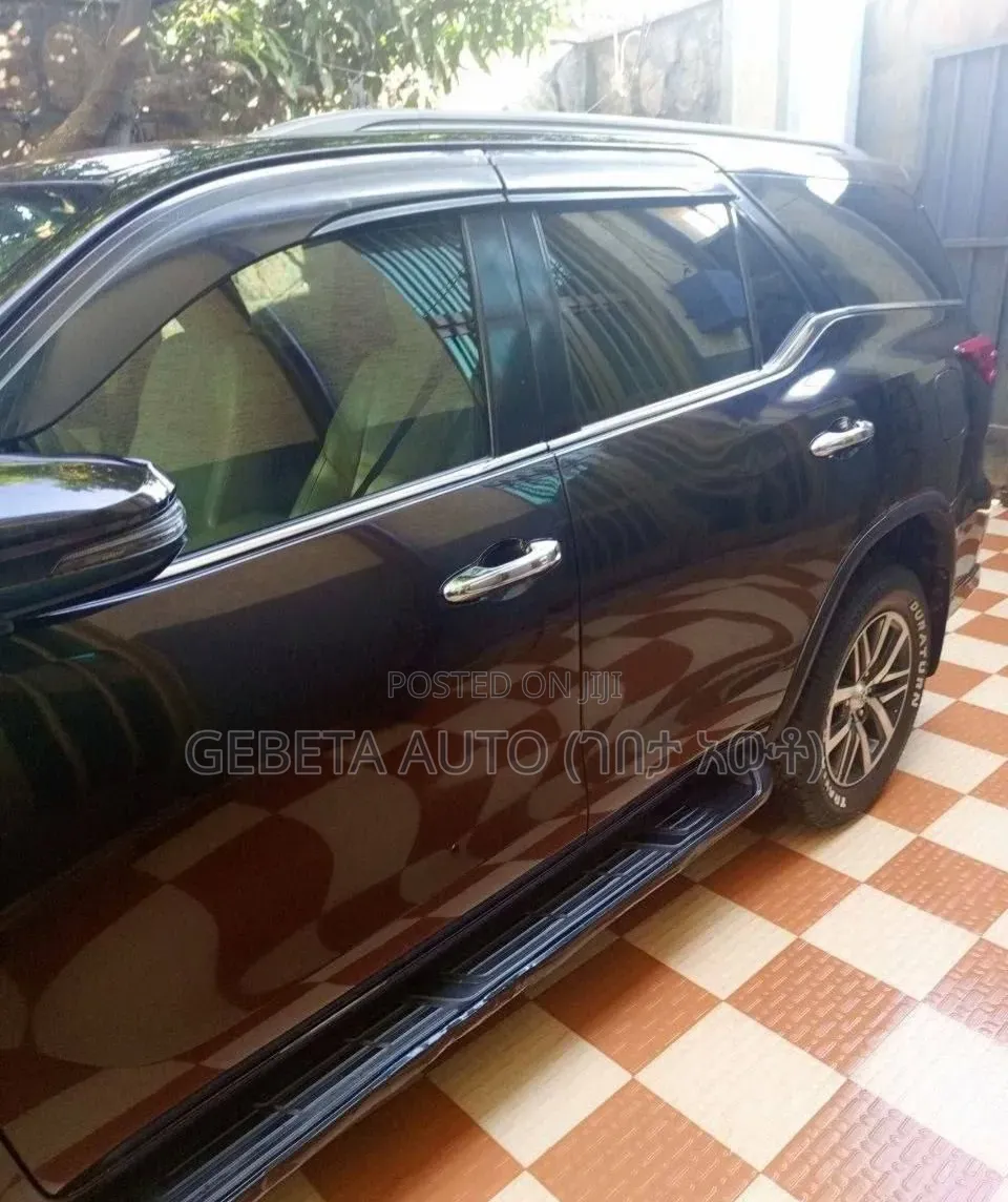 Toyota Fortuner 2.4 D RWD 2019