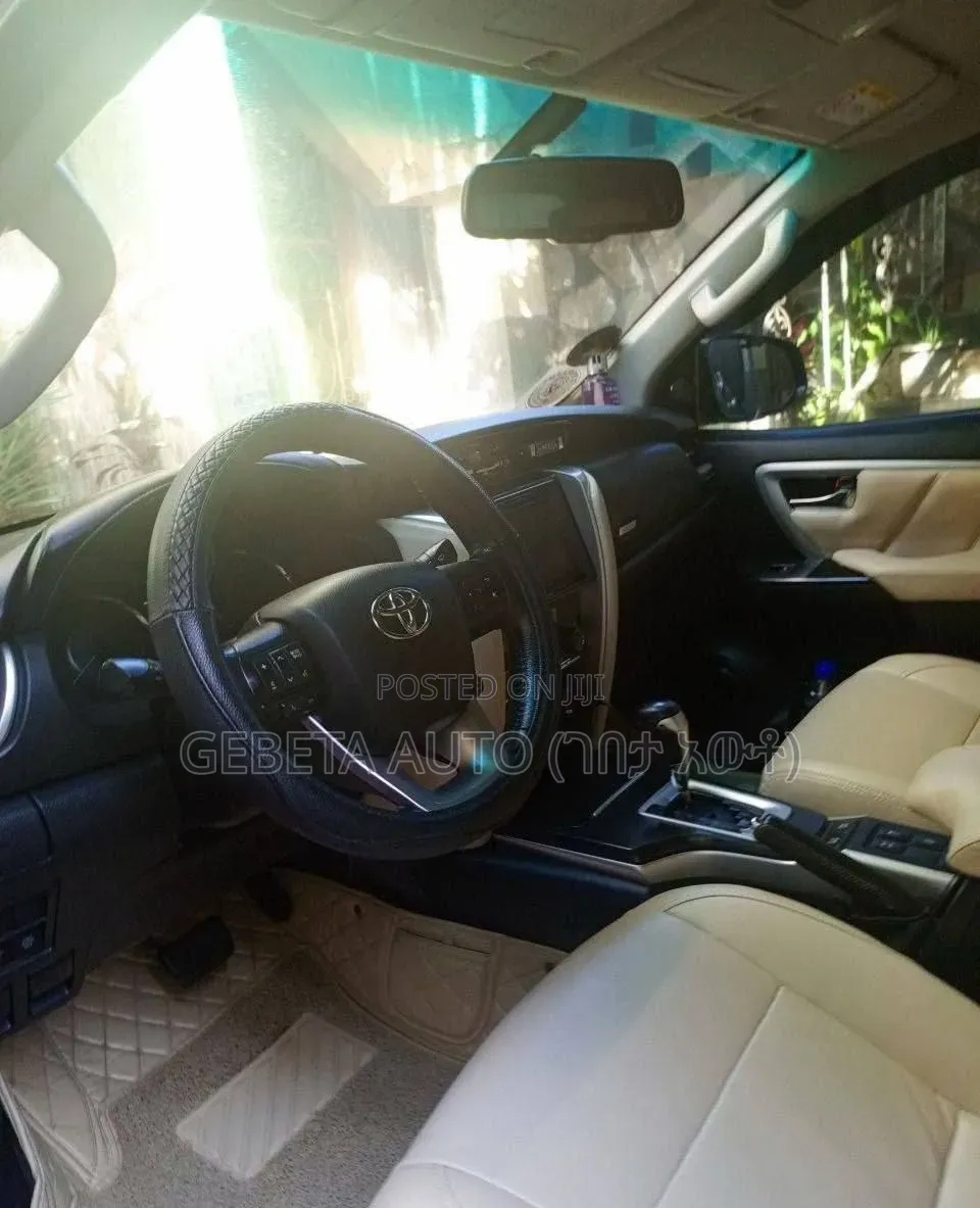 Toyota Fortuner 2.4 D RWD 2019