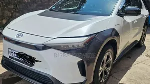Toyota bZ4X 2023 White