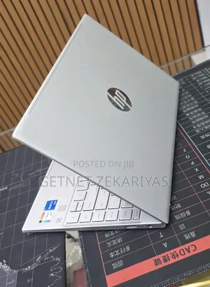 New Laptop HP Pavilion 15 8GB Intel Core i5 SSD 512GB