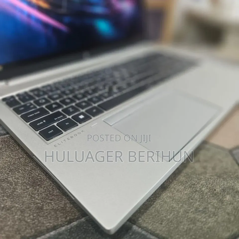 New Laptop HP EliteBook 850 G8 16GB Intel Core i7 SSD 512GB