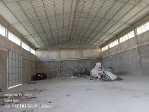 500-Square-Meter Warehouse for Rent