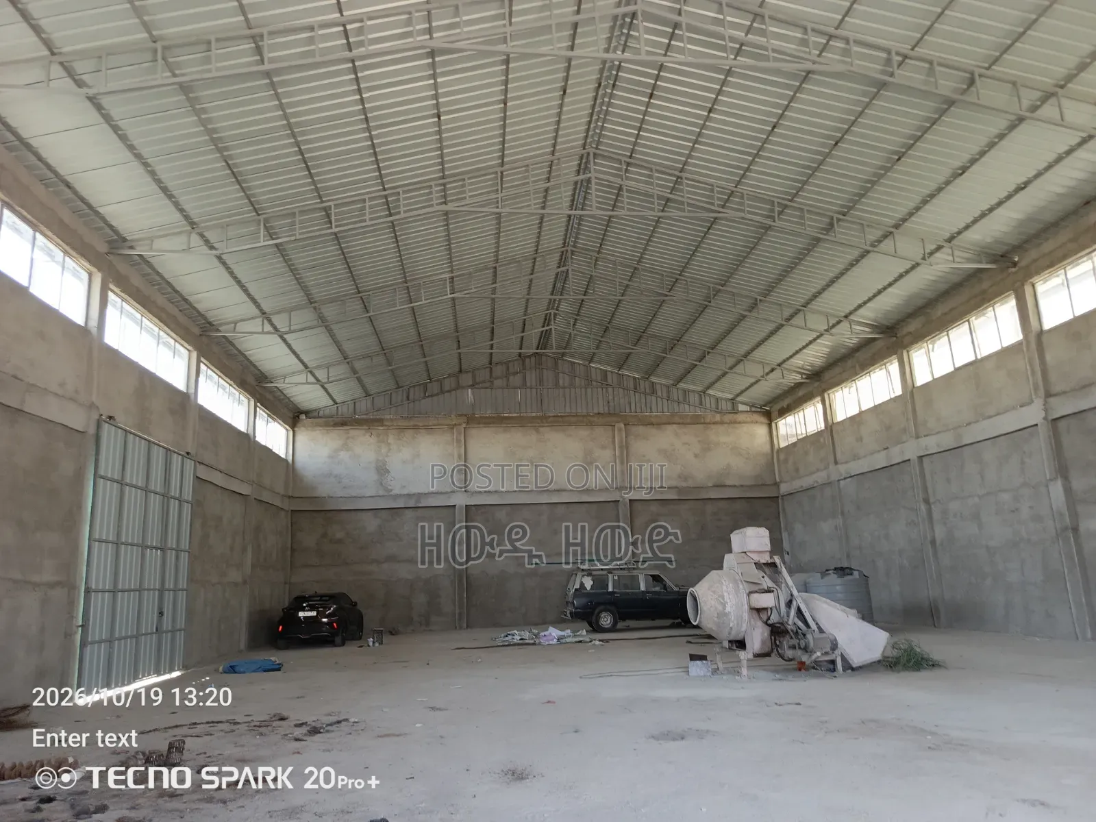 500-Square-Meter Warehouse for Rent