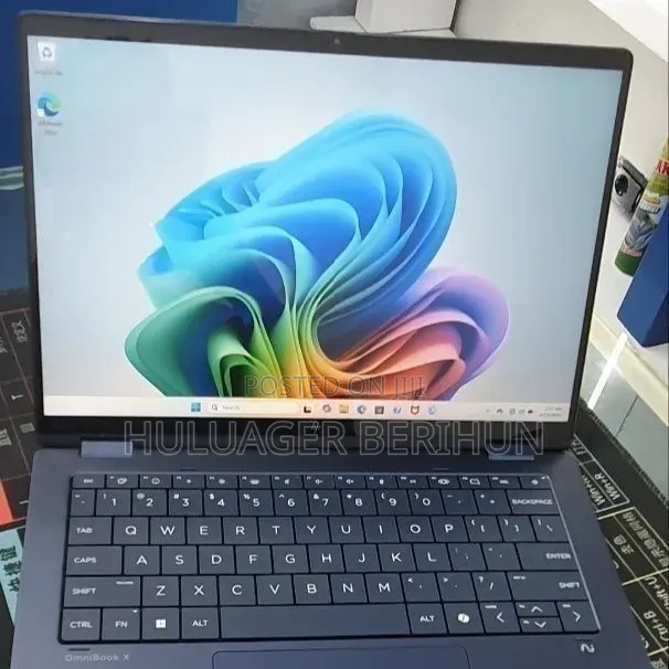 New Laptop HP OmniBook X Flip 14" 16GB Intel Core Ultra 7 SSD 1T