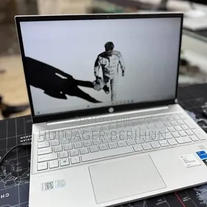 New Laptop HP Pavilion 14 16GB Intel Core i5 SSD 1T