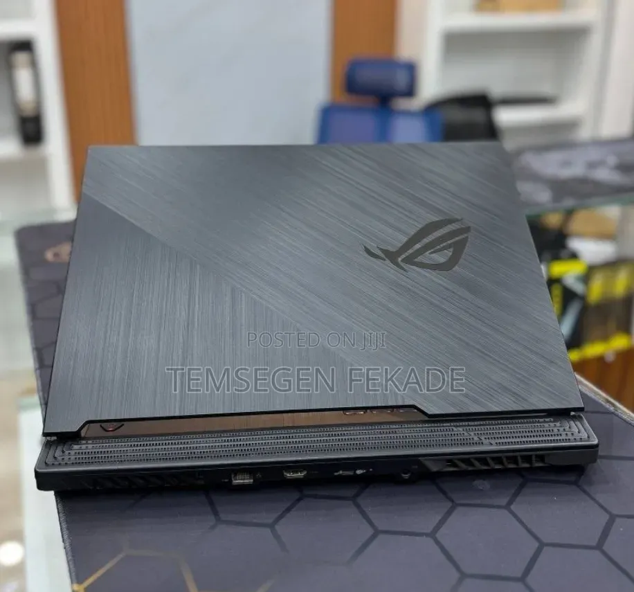 New Laptop Asus ROG Strix G15 16GB Intel Core i7 SSD 512GB