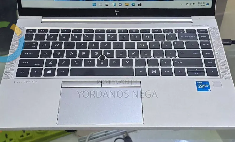 New Laptop HP EliteBook 840 G8 16GB Intel Core i5 SSD 512GB