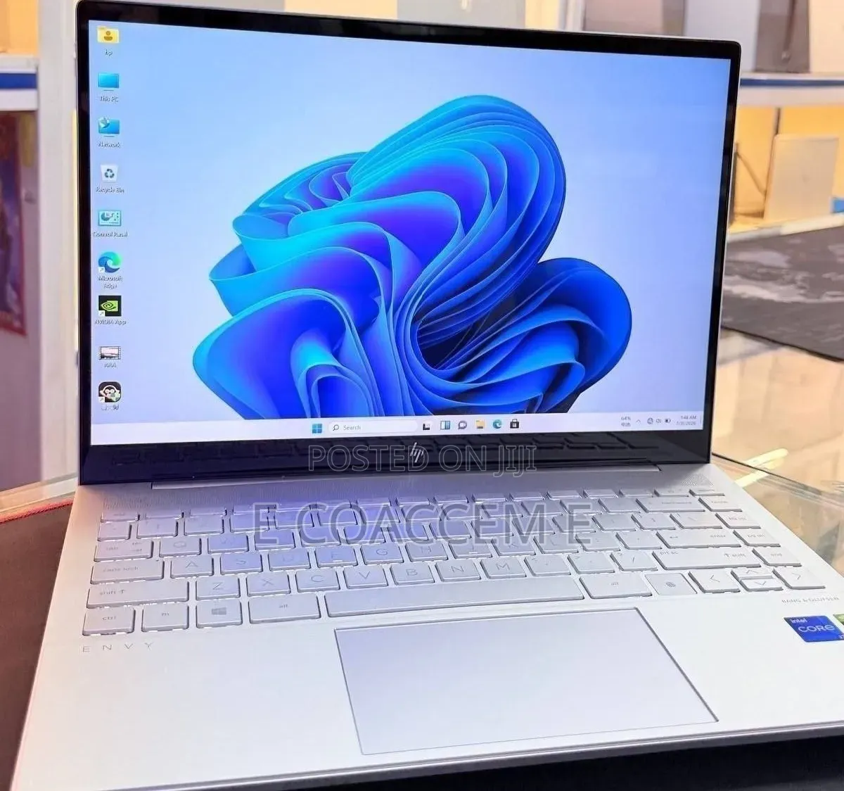 New Laptop HP Envy x360 15-cp0013nr 16GB Intel Core i7 SSD 512GB