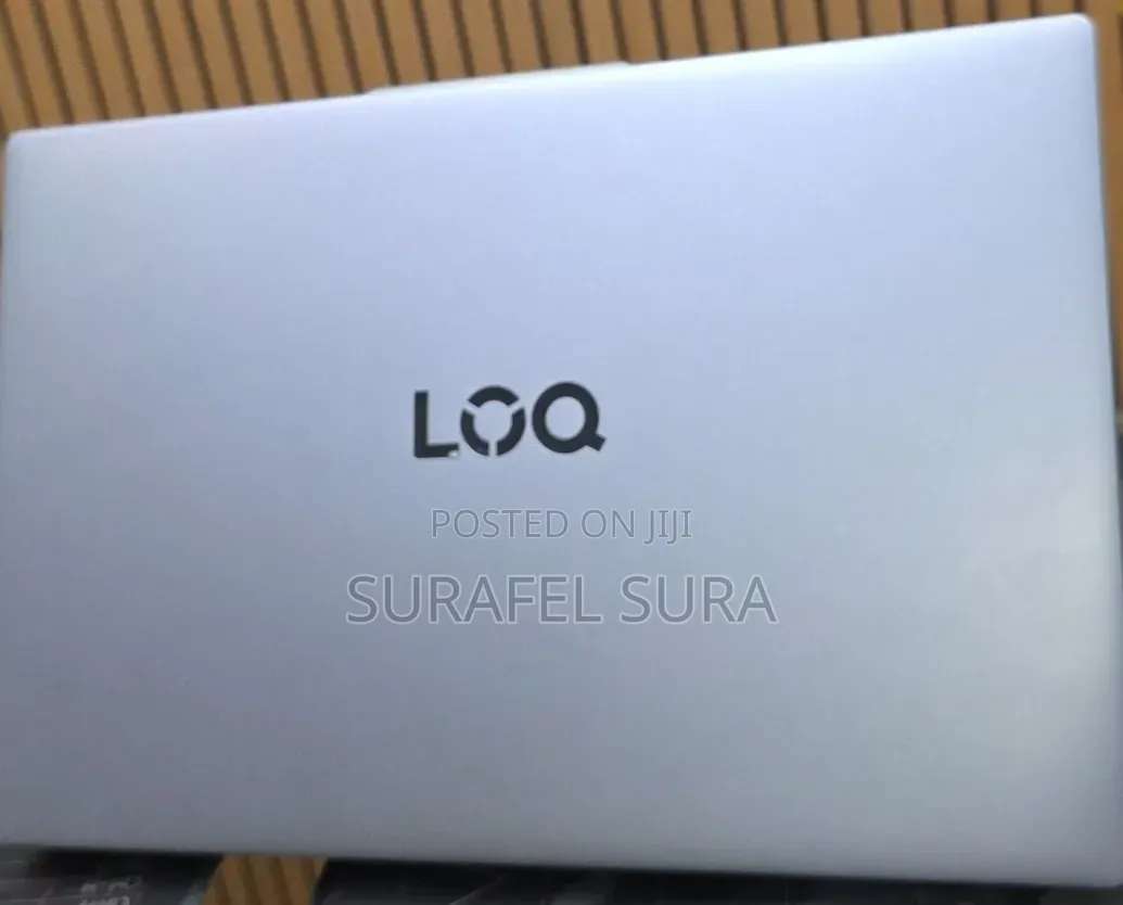 New Laptop Lenovo LOQ 15AHP10 12GB Intel Core i5 SSD 512GB