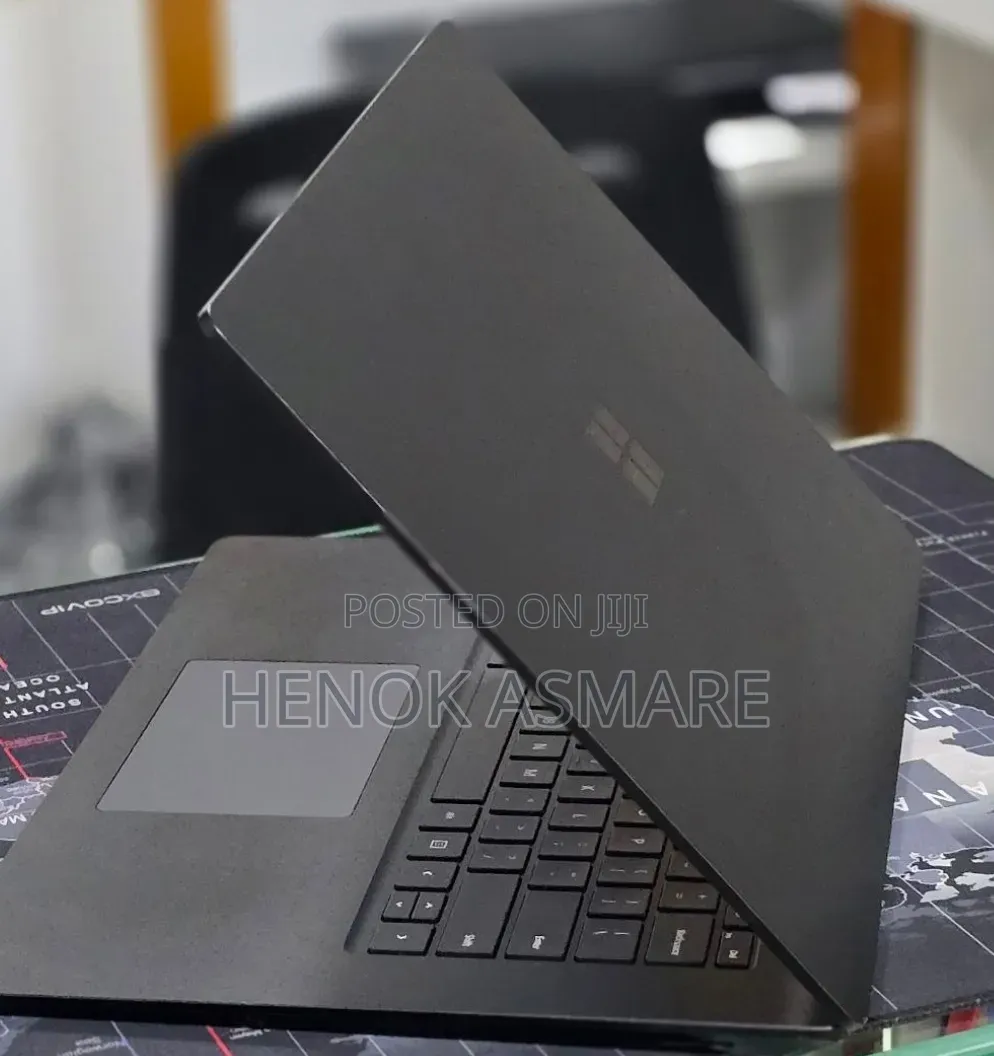 New Laptop Microsoft Surface 32GB Intel Core i5 SSD 1T