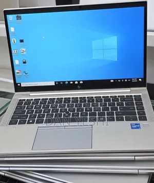 New Laptop HP EliteBook 840 G8 16GB Intel Core i5 SSD 512GB