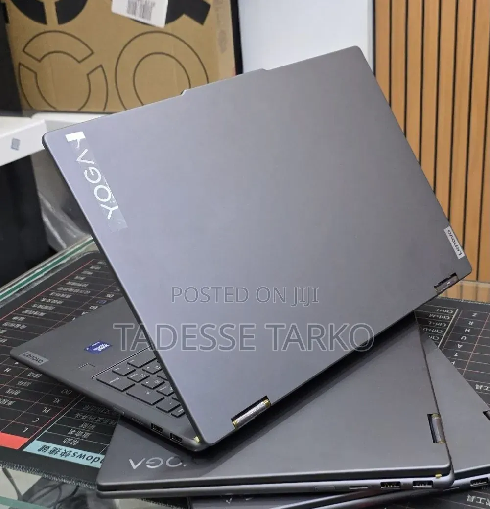 New Laptop Lenovo 16GB Intel Core Ultra 7 SSD 512GB