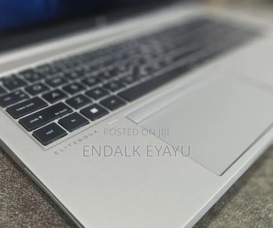 New Laptop HP EliteBook 850 G8 16GB Intel Core i7 SSD 512GB