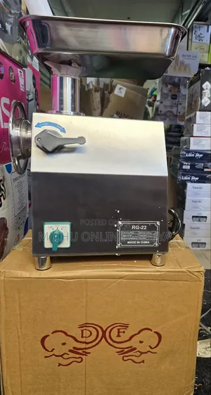 Meat Grinder Model 22 የስጋ መፍጫ 22 ቁጥርበመጠኑ ትልቅ/ Free Delivery