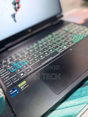 New Laptop Acer Predator Helios 300 16GB Intel Core i9 SSD 1T