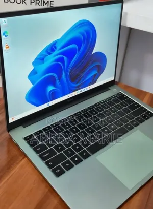 New Laptop 16GB Intel Core i5 SSD 512GB