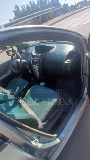 Toyota Yaris 2007 Silver
