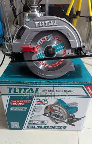 Totale Brande 1600 Crcular Saw