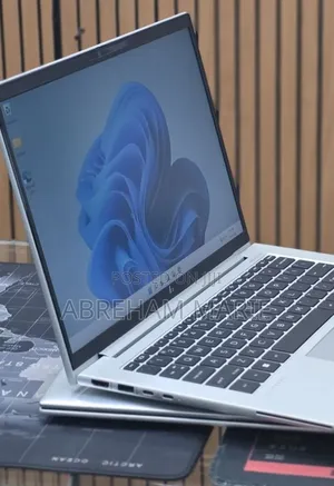 New Laptop HP EliteBook 840 G9 16GB Intel Core i7 SSD 512GB
